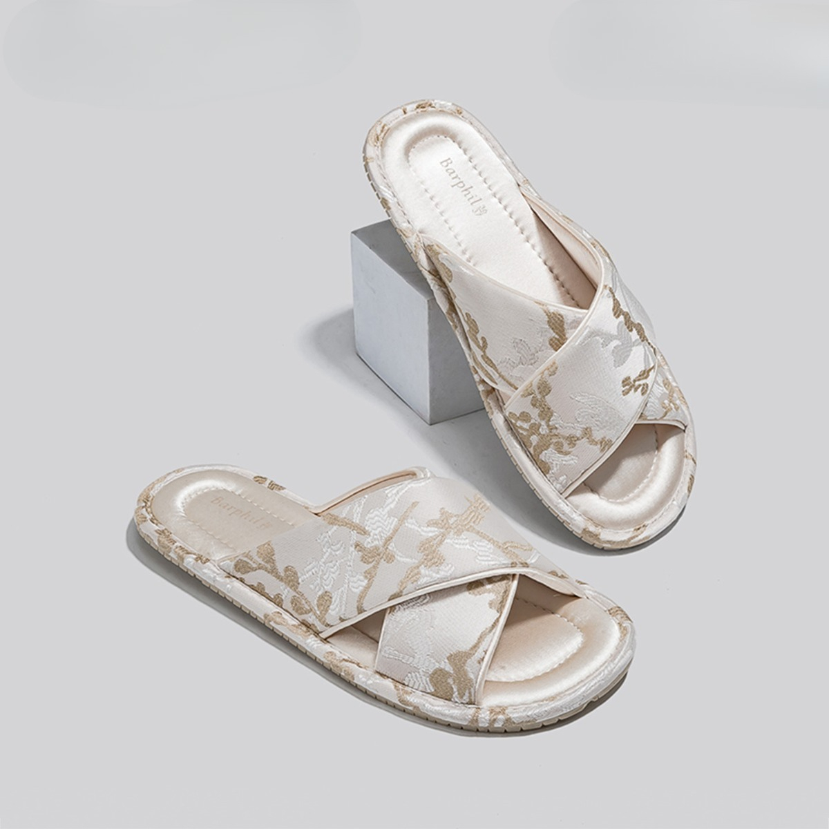Damskie kapcie materiałowe do  – Women'S Shoes Quality recenzja i cena